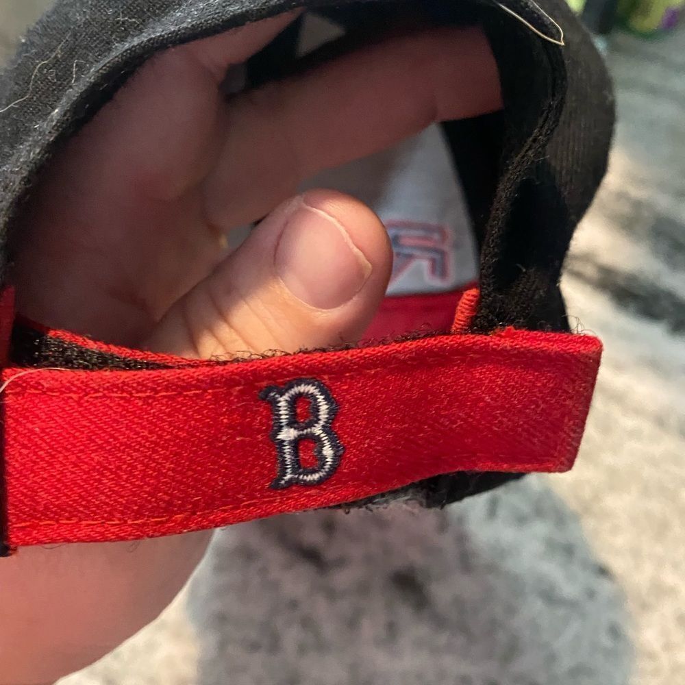 Boston Redsox Hat - Picture 4 of 9
